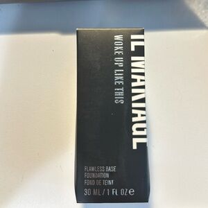 NIB Il Makiage Flawless Base Foundation 120
